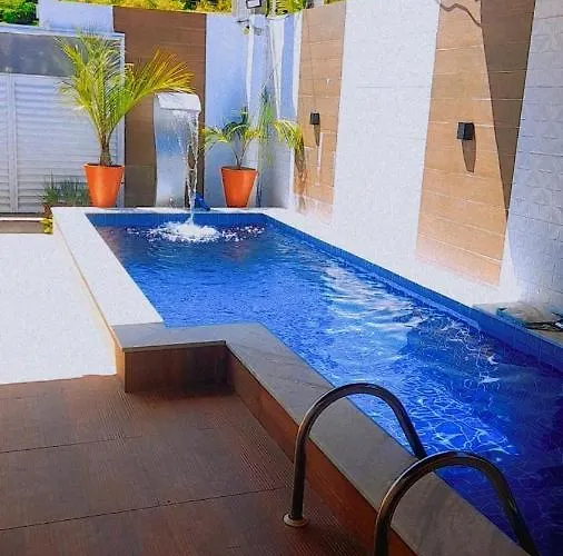 Casa Com Piscina Em Carapibus - Jacuma